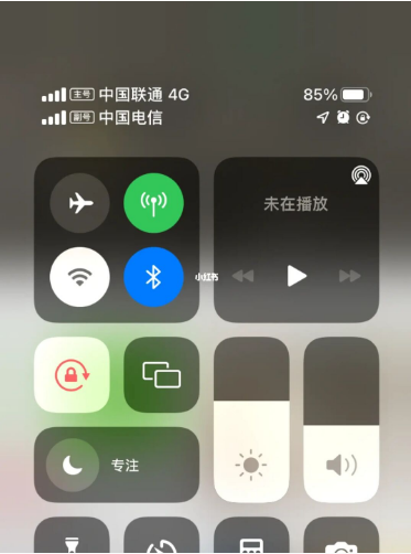 东方苹果手机维修分享iPhone双卡信号解决办法 